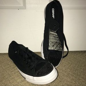 🚨BRAND NEW🚨 Black glitter Converse All- Stars